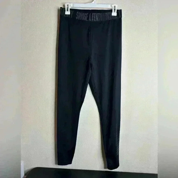 Savage X Fenty Black Logo leggings size large - Picture 1 of 4